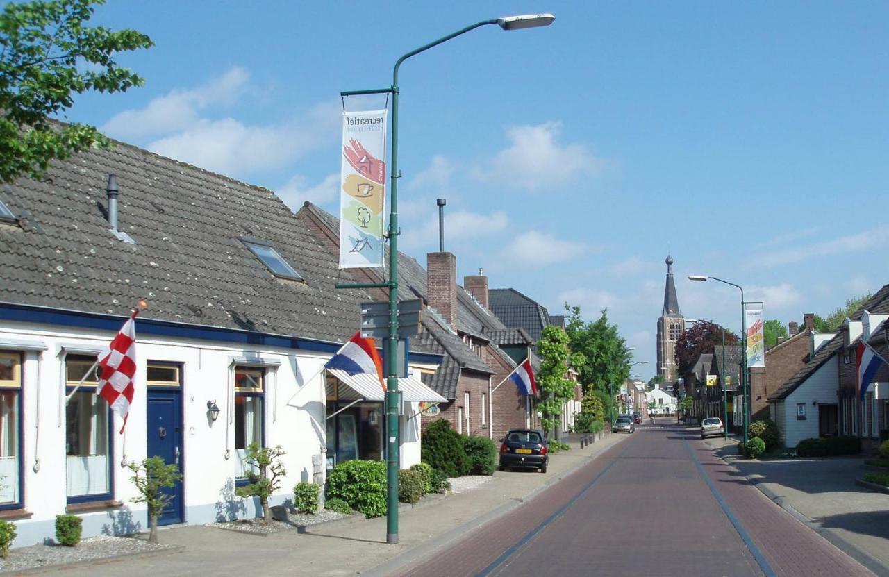 'de Spiering' Leende Exteriör bild